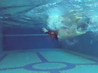 Andreina de luxe sisään houkutteleva underwatershow: vapaa hd likainen klipsi 9c