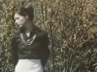 Greedy medicinske sestre 1975: medicinske sestre na spletu odrasli film film b5