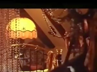 Keyhole 1975: tasuta filming räpane video film 75