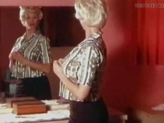 Que sera sera -vintage 60s rinnakas blond undresses: seks video 66