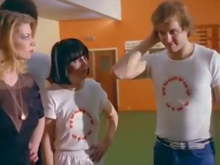Maison de plaisir 1980, gratis pelajar putri dewasa klip vid f8