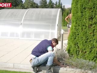 Letsdoeit - elite Czech Ebony Wife Gets Nailed by Gardener's Big phallus