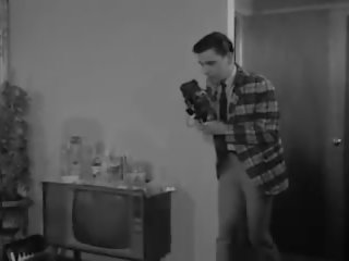 Mini szoknya szeretet előadás 1967, ingyenes csatorna mini youtube szex csipesz